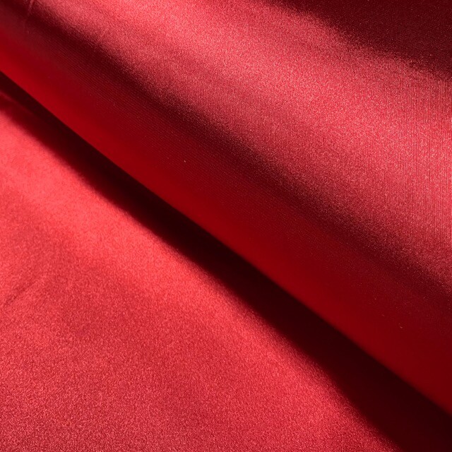 Satin stretch uni dunkelrot