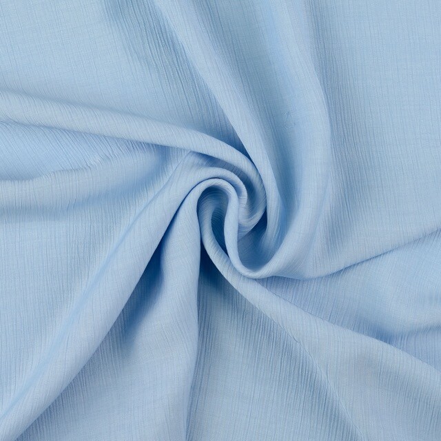 Viskose popeline crushed uni hellblau