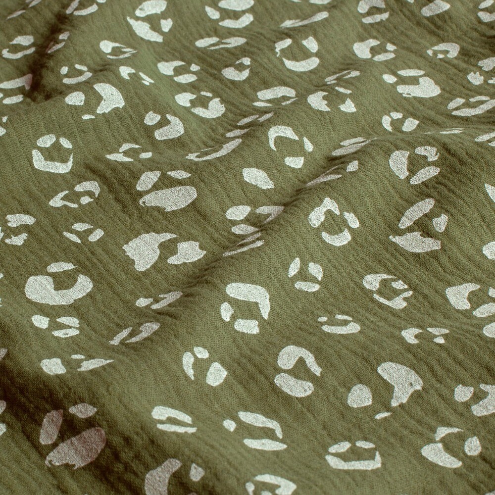 Baumwoll Musselin Leopard tannengrün